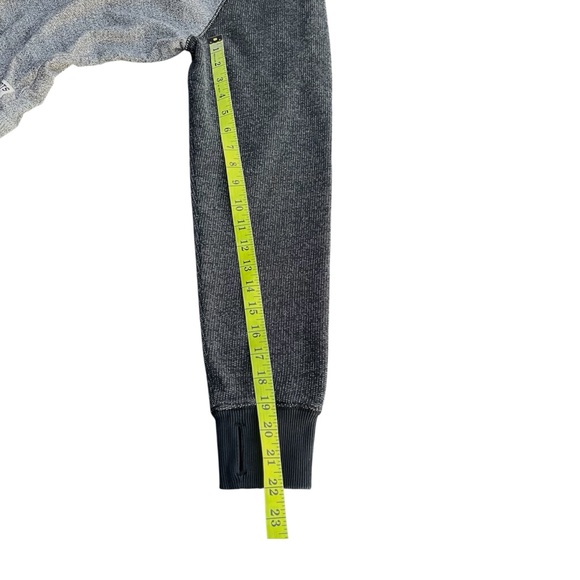 Roots Salt & Pepper Two Tone Grey Classic Hoodie (L) - Picture 14 of 16